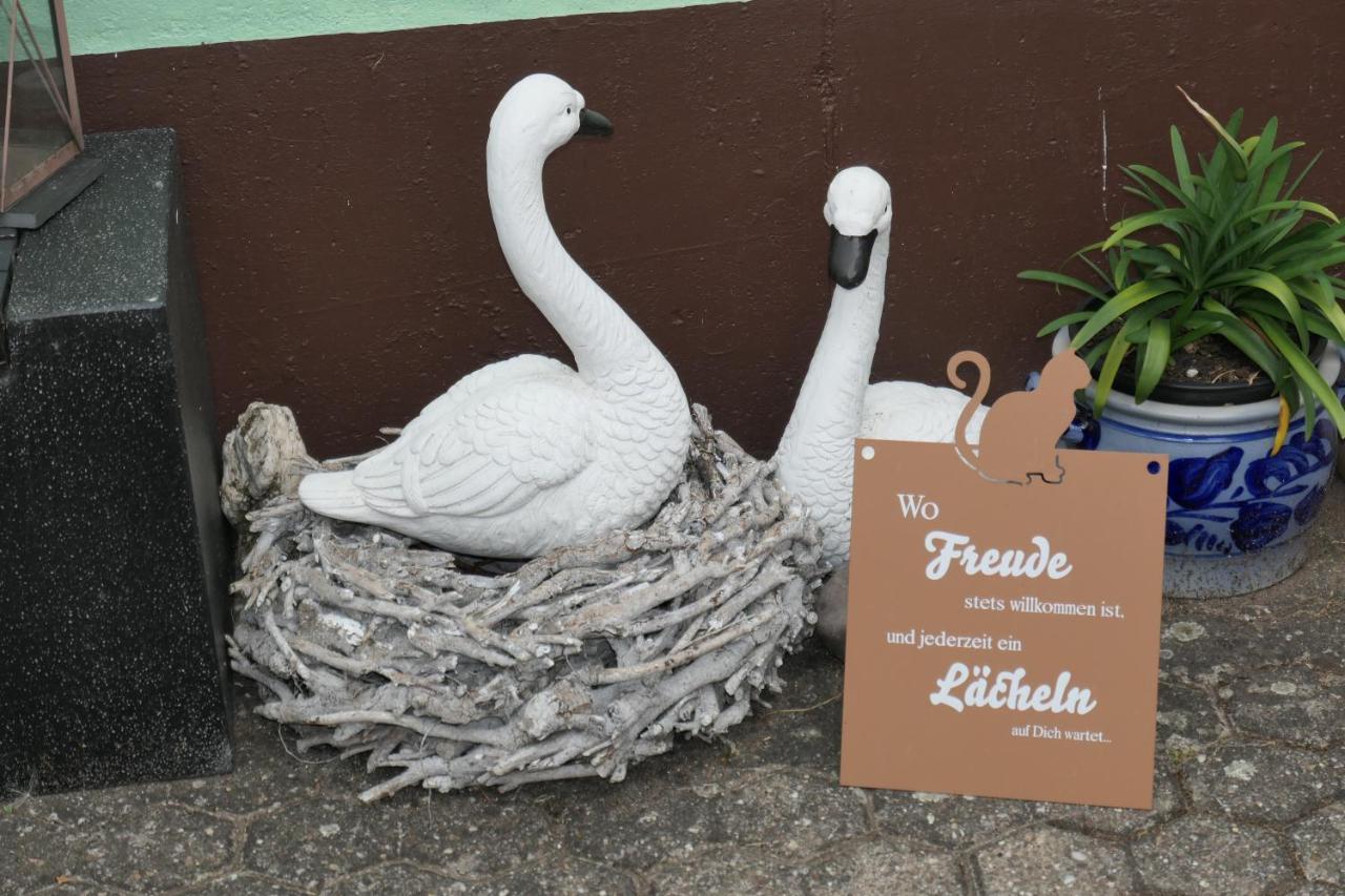 Ferienwohnungen Im Moseltal Loef Luaran gambar