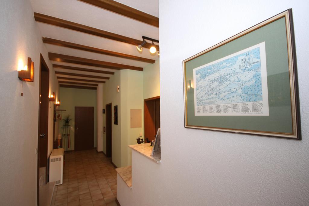 Ferienwohnungen Im Moseltal Loef Luaran gambar