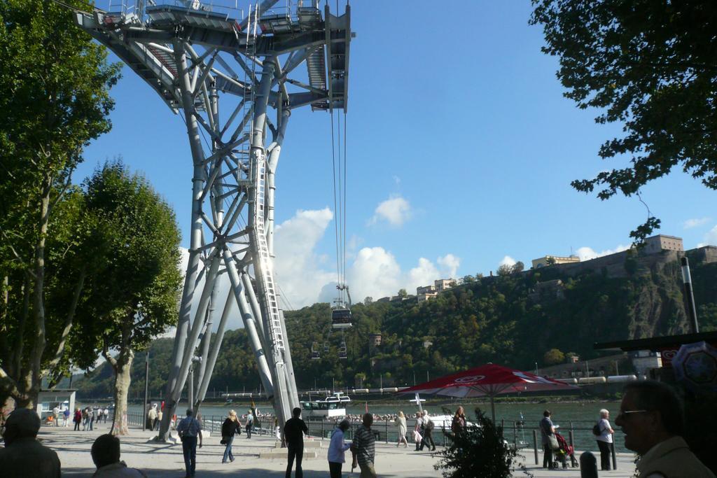 Ferienwohnungen Im Moseltal Loef Luaran gambar