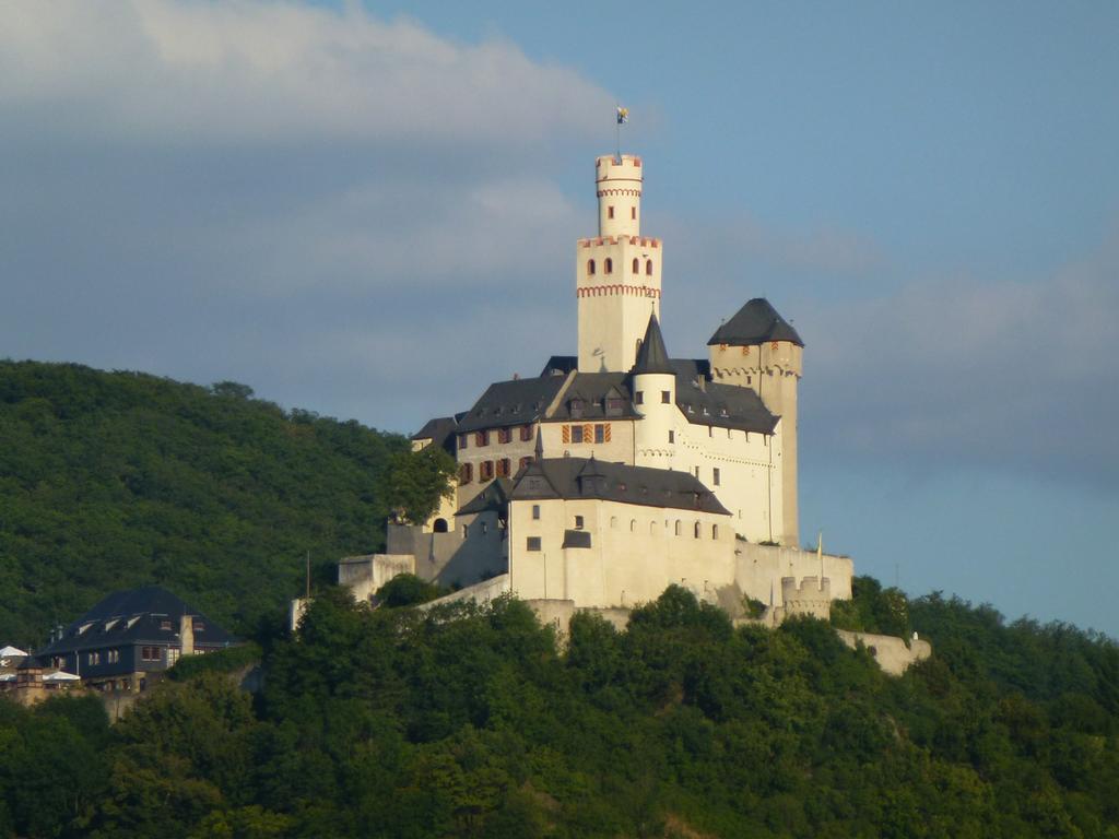 Ferienwohnungen Im Moseltal Loef Luaran gambar